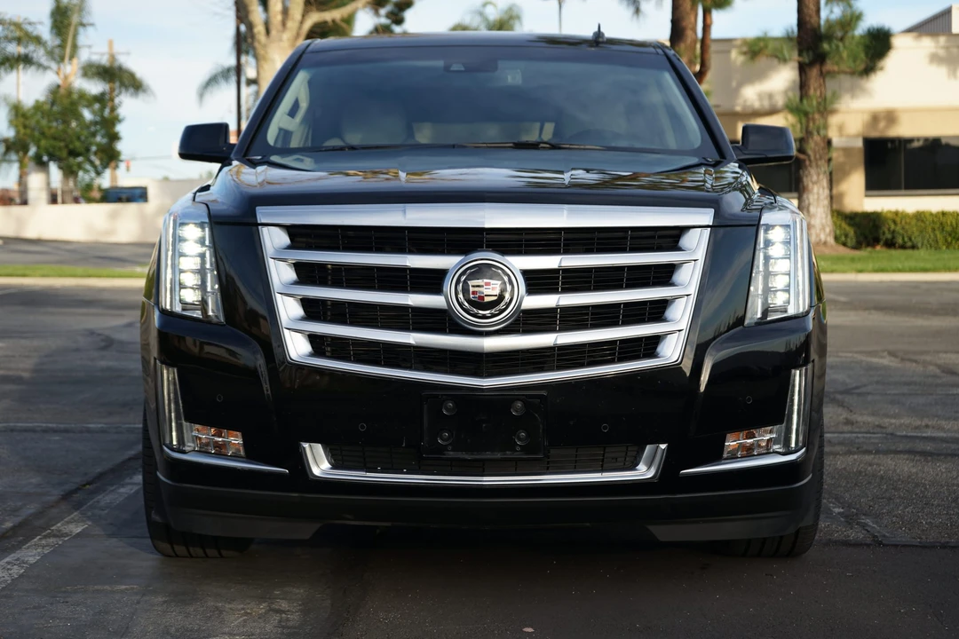 2015 Cadillac Escalade 4th Gen - Image 16 of 31