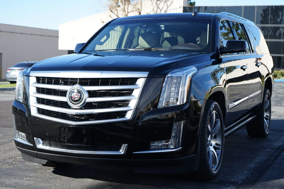 2015 Cadillac Escalade 4th Gen - Image 30 of 31