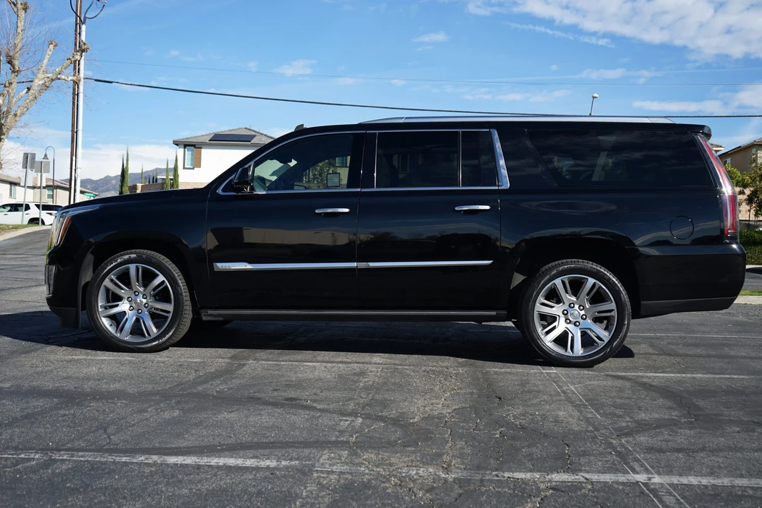 2015 Cadillac Escalade 4th Gen - Image 5 of 31