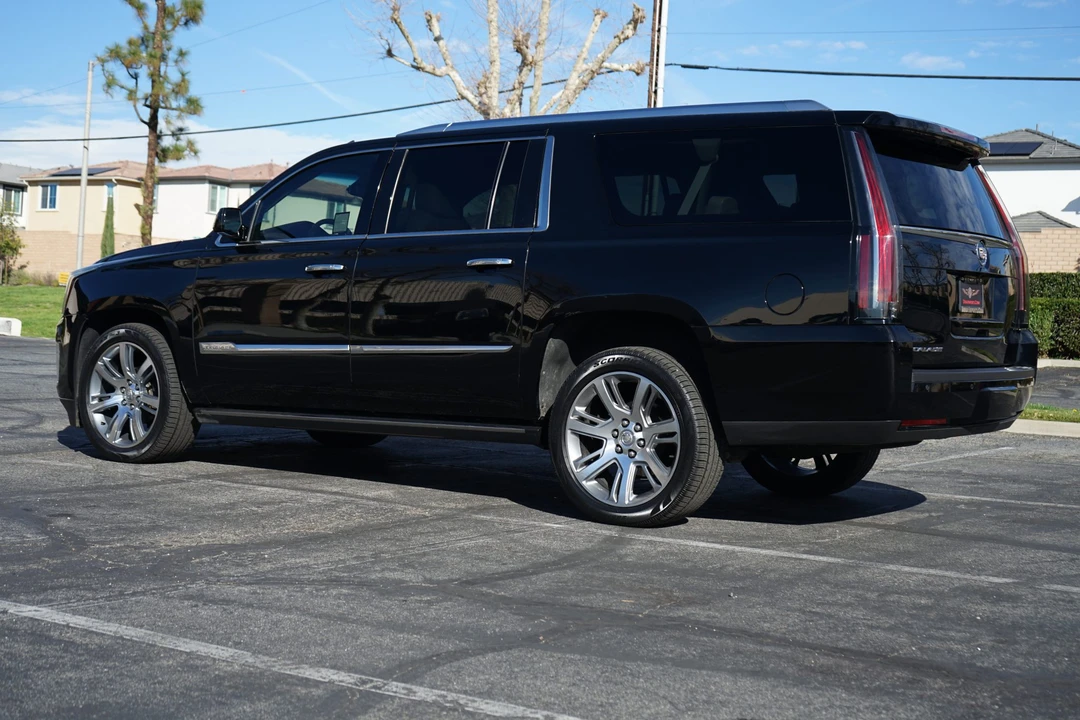 2015 Cadillac Escalade 4th Gen - Image 6 of 31