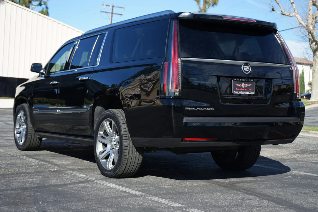 2015 Cadillac Escalade 4th Gen - Image 7 of 31
