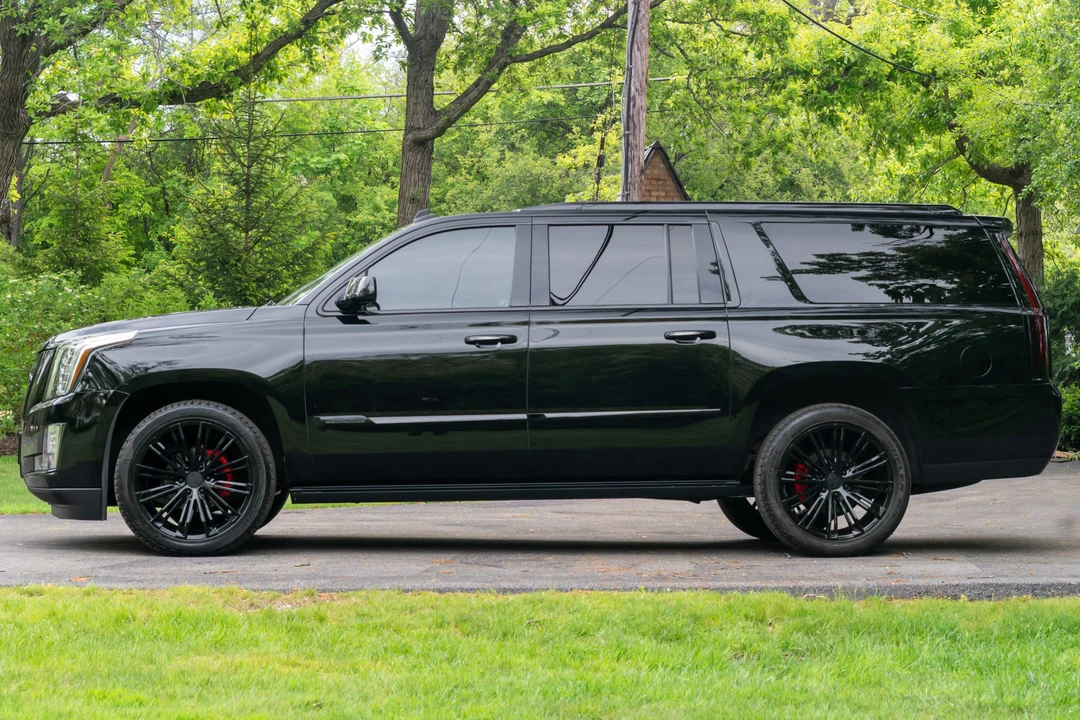 2015 Cadillac Escalade 4th Gen - Image 3 of 31