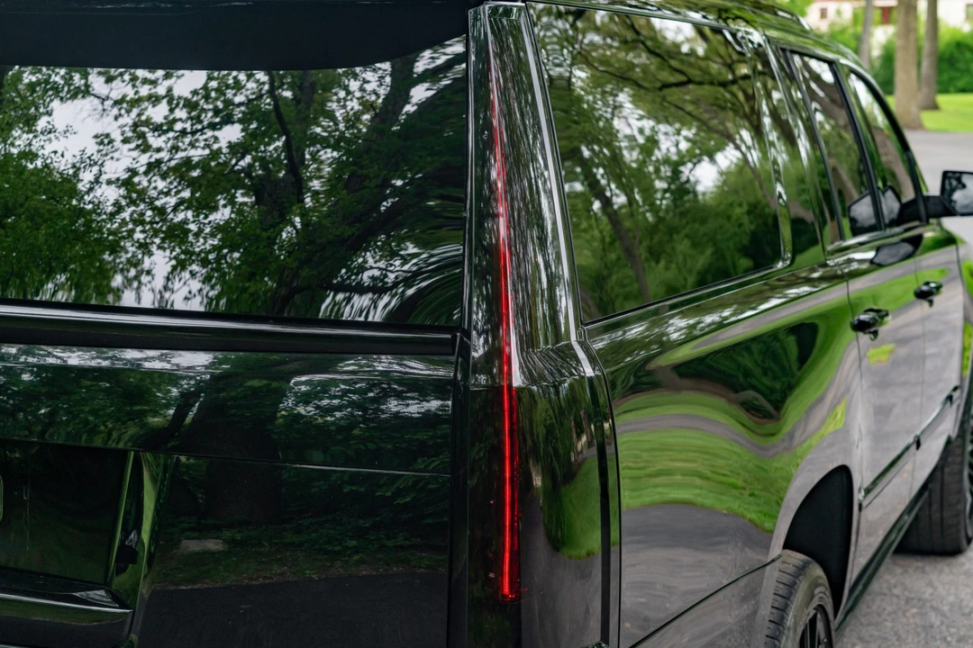 2015 Cadillac Escalade 4th Gen - Image 22 of 31