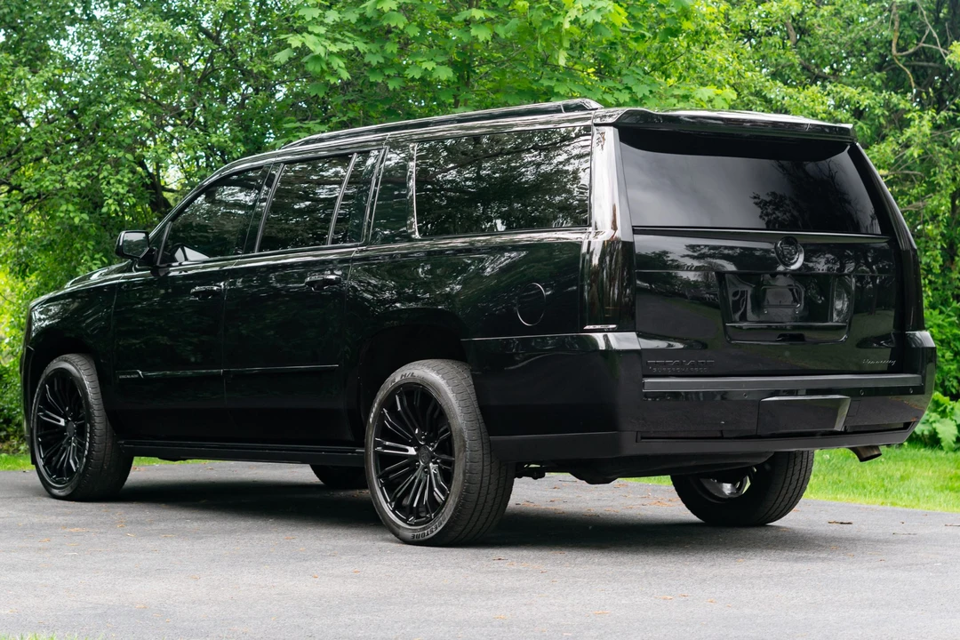 2015 Cadillac Escalade 4th Gen - Image 4 of 31