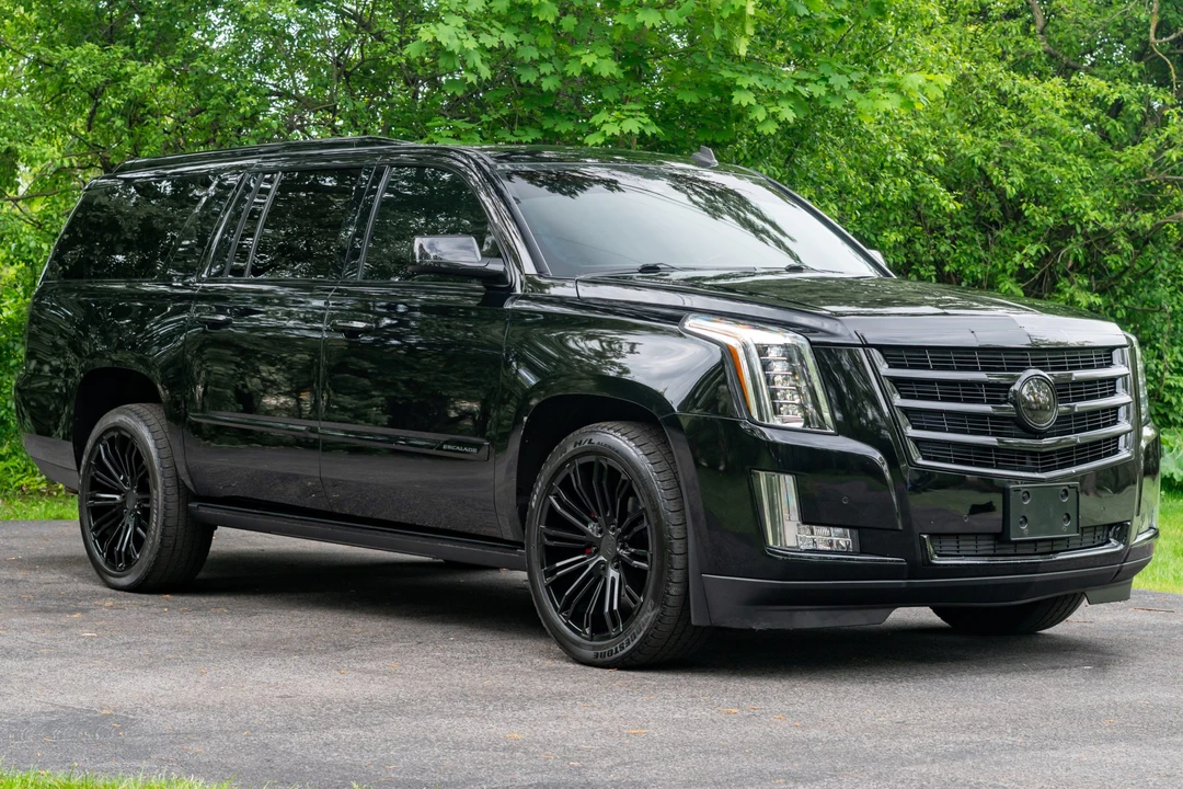 2015 Cadillac Escalade 4th Gen - Image 8 of 31