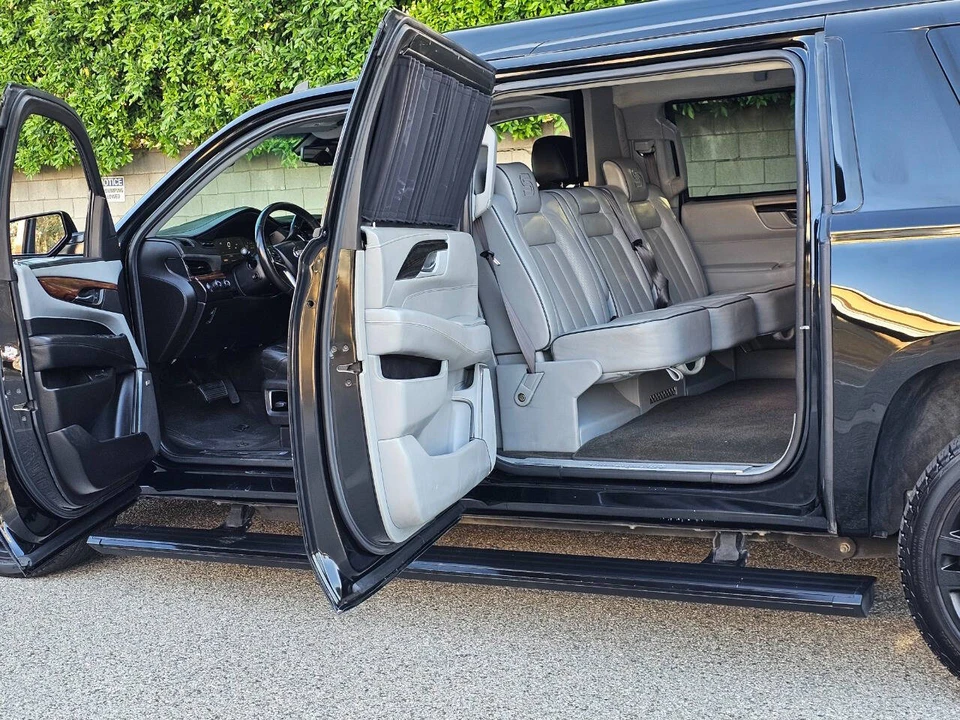 2015 Cadillac Escalade 4th Gen - Image 23 of 31