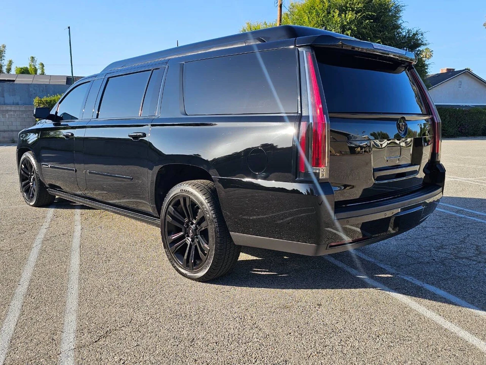 2015 Cadillac Escalade 4th Gen - Image 5 of 31
