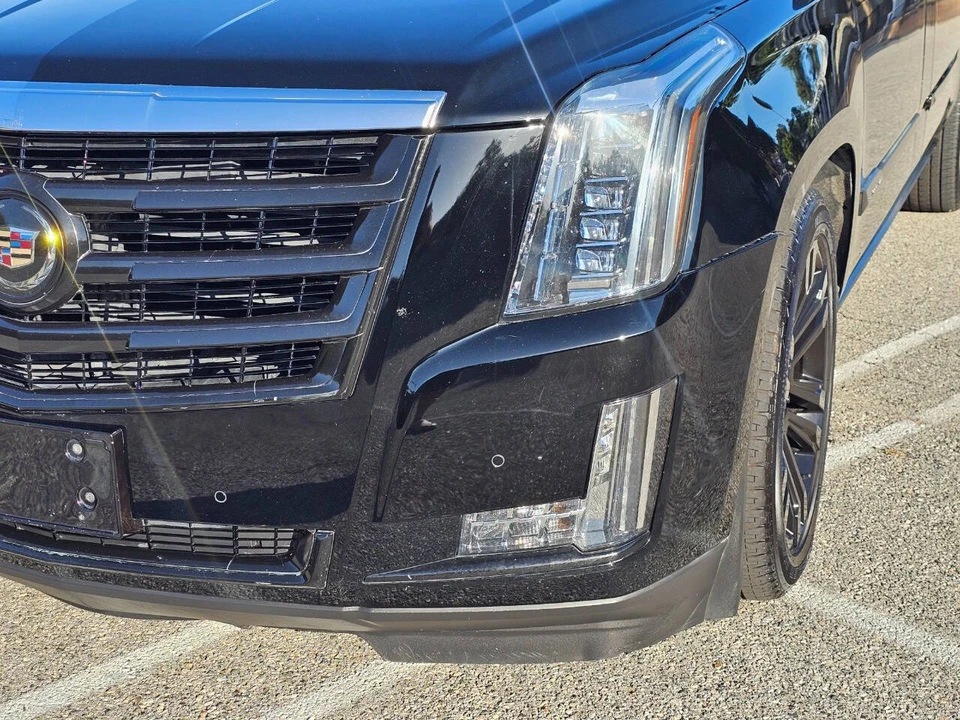 2015 Cadillac Escalade 4th Gen - Image 8 of 31