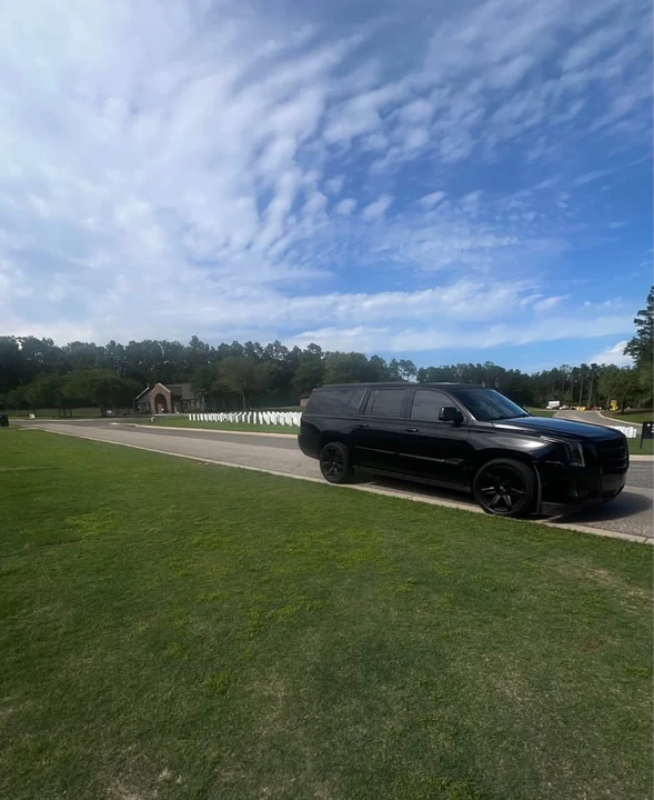 2015 Cadillac Escalade 4th Gen - Image 2 of 4
