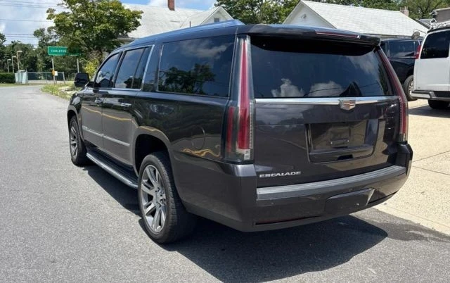 2015 Cadillac Escalade 4th Gen - Image 9 of 17