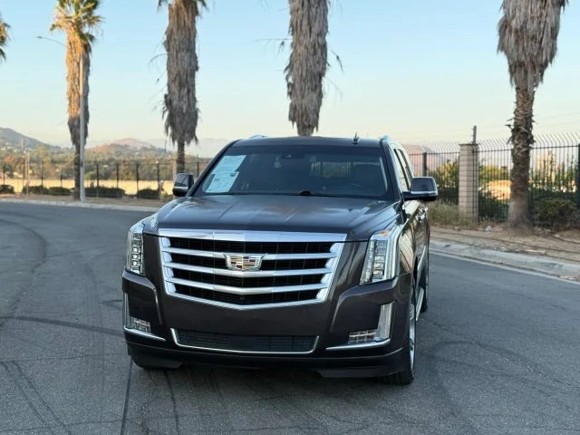 2015 Cadillac Escalade 4th Gen - Image 9 of 10