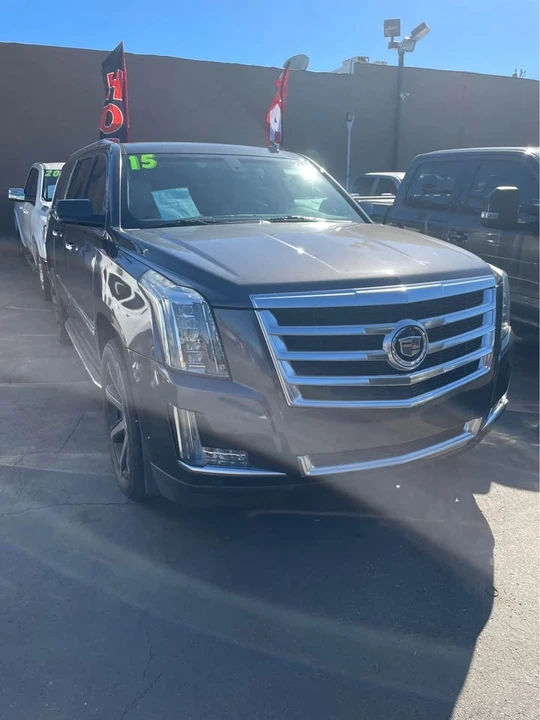2015 Cadillac Escalade 4th Gen - Image 2 of 3