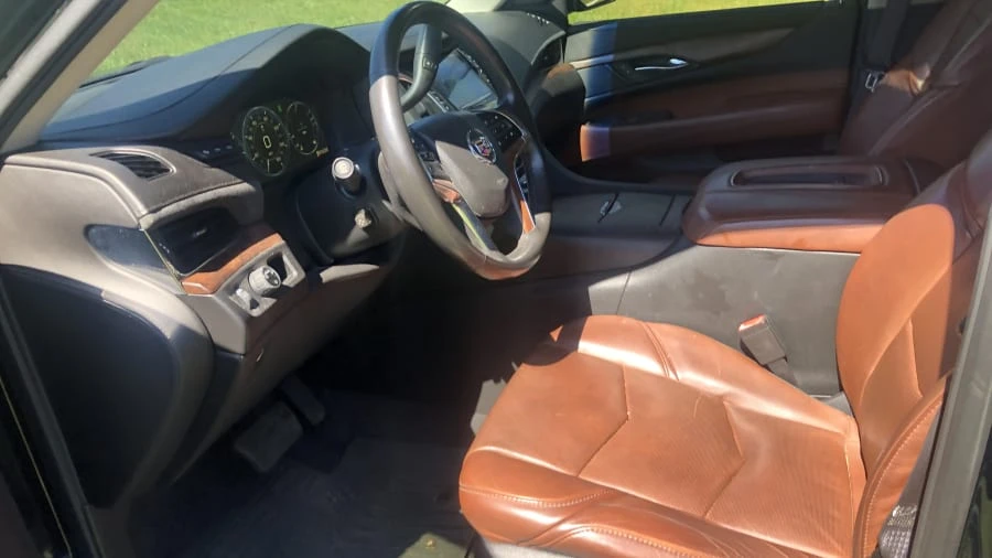 2015 Cadillac Escalade 4th Gen - Image 2 of 15