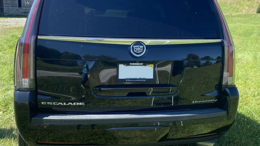 2015 Cadillac Escalade 4th Gen - Image 14 of 15