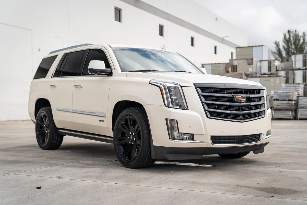 2015 Cadillac Escalade 4th Gen - Image 8 of 31