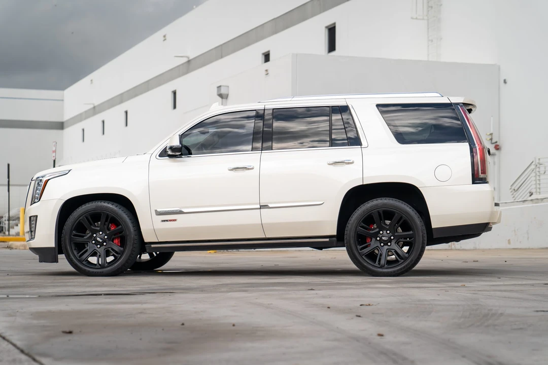 2015 Cadillac Escalade 4th Gen - Image 3 of 31