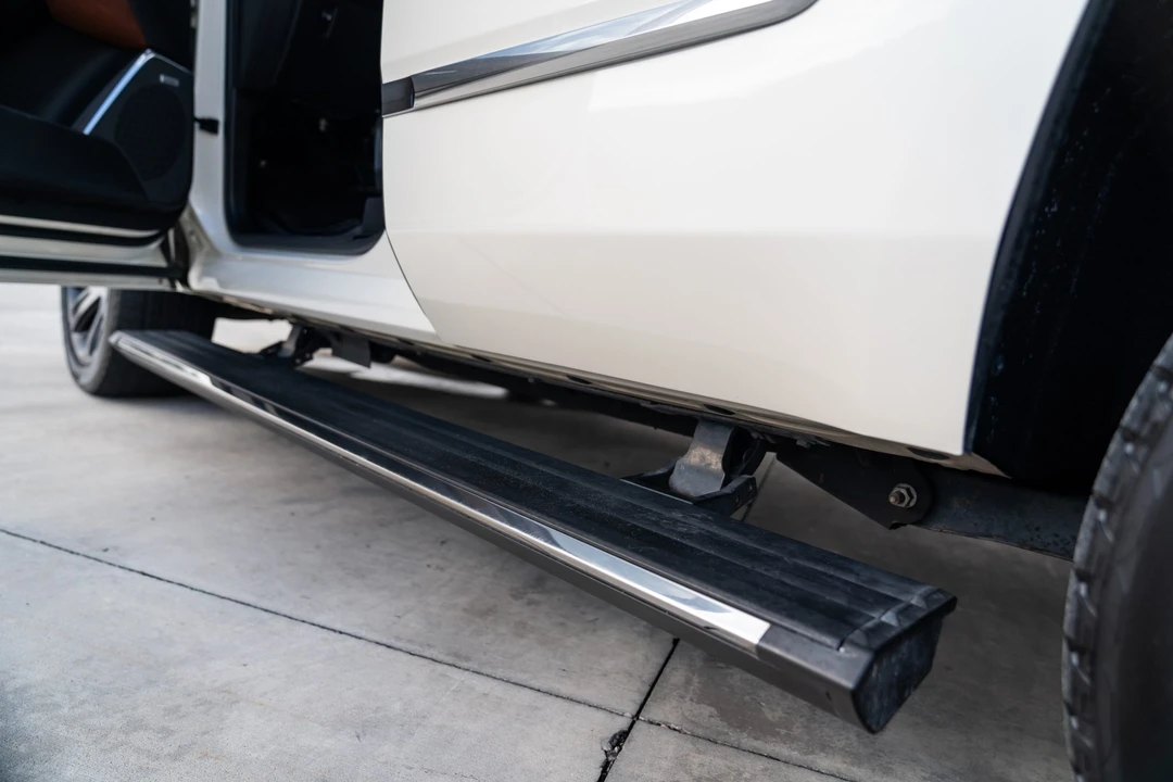 2015 Cadillac Escalade 4th Gen - Image 11 of 31