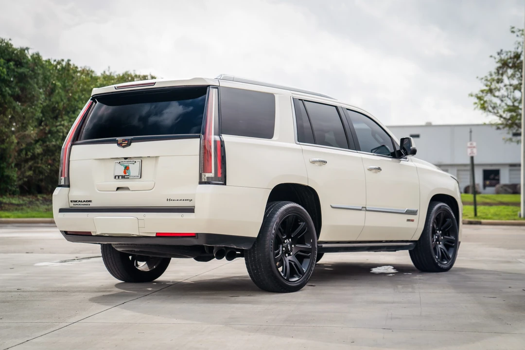 2015 Cadillac Escalade 4th Gen - Image 6 of 31
