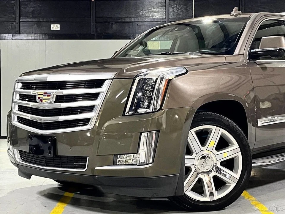 2015 Cadillac Escalade 4th Gen - Image 2 of 21