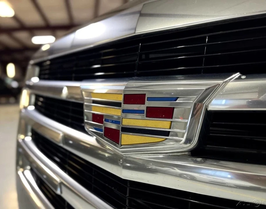 2015 Cadillac Escalade 4th Gen - Image 6 of 21