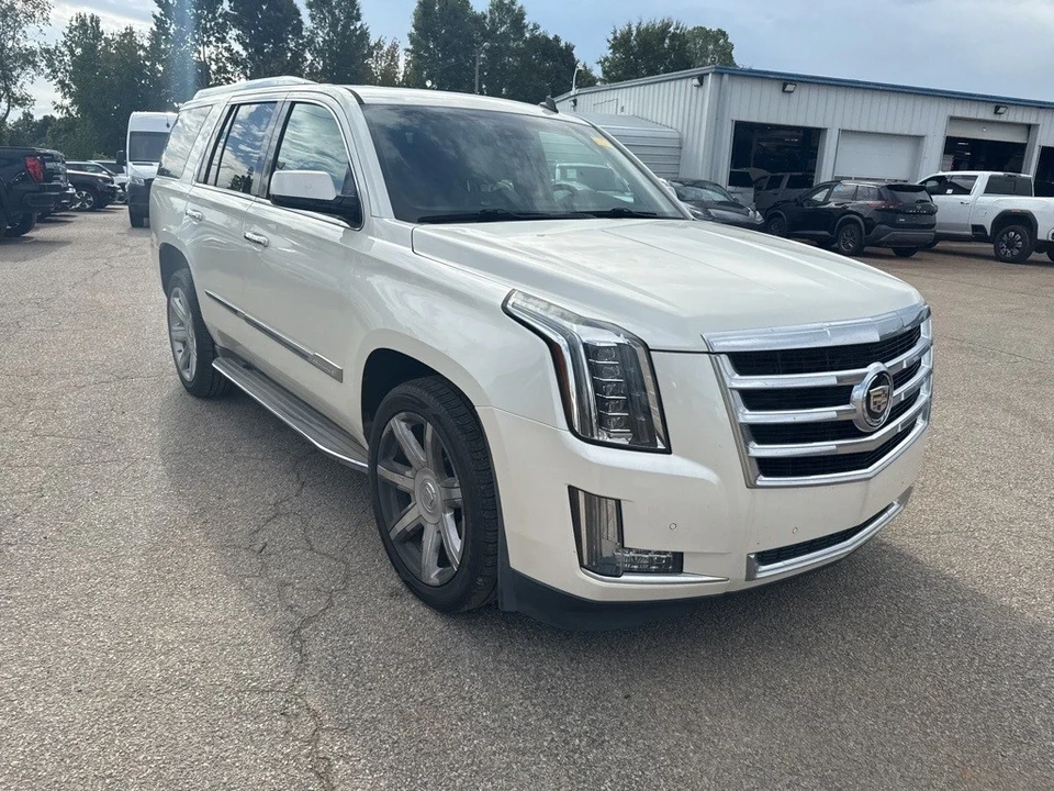 2015 Cadillac Escalade 4th Gen - Image 4 of 7