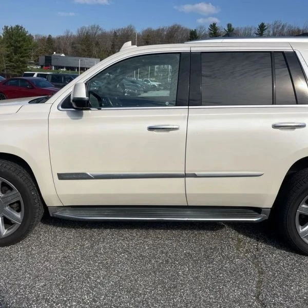 2015 Cadillac Escalade 4th Gen - Image 4 of 12