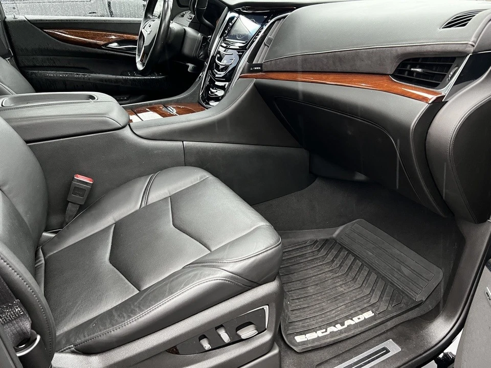 2015 Cadillac Escalade 4th Gen - Image 12 of 12
