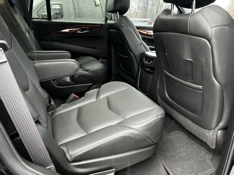 2015 Cadillac Escalade 4th Gen - Image 10 of 12