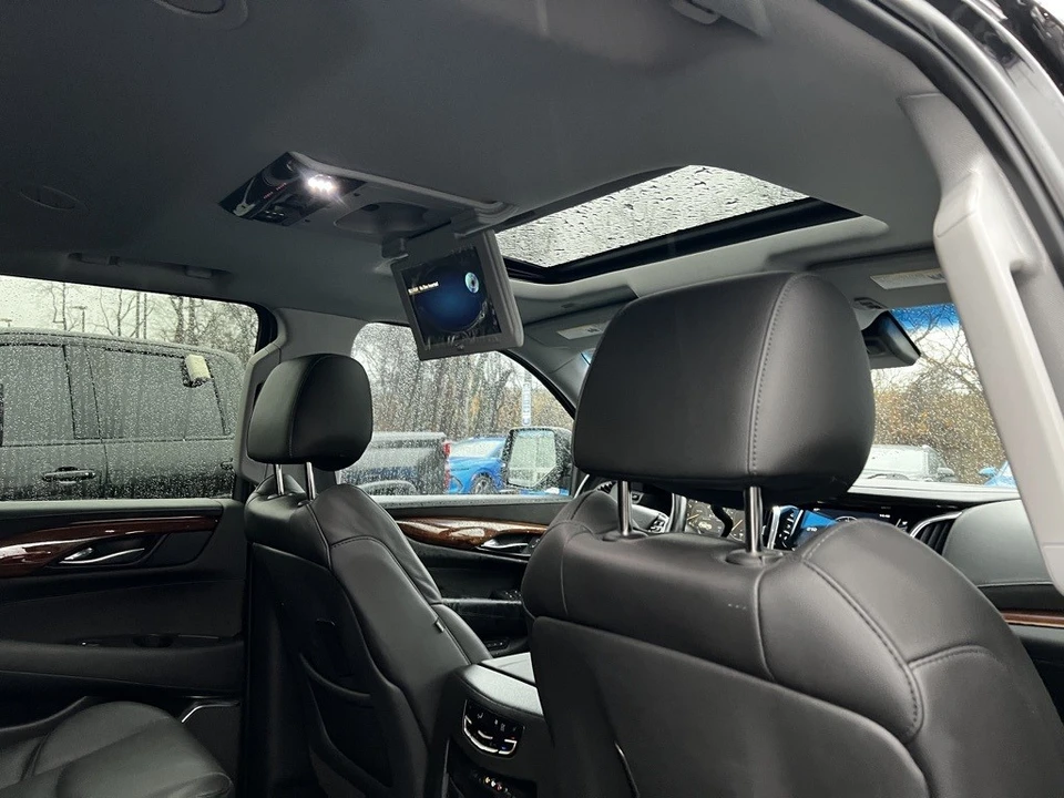 2015 Cadillac Escalade 4th Gen - Image 11 of 12