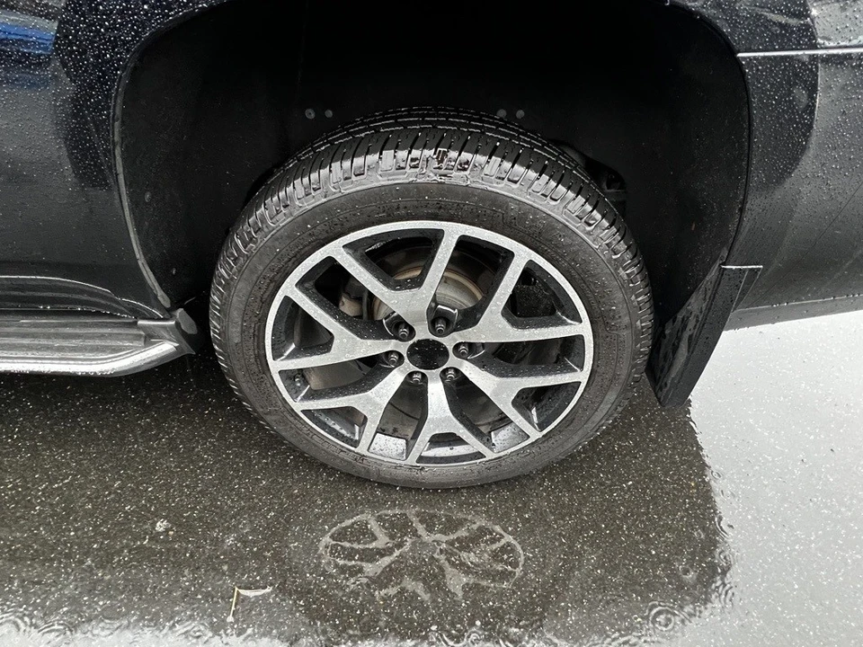 2015 Cadillac Escalade 4th Gen - Image 8 of 12
