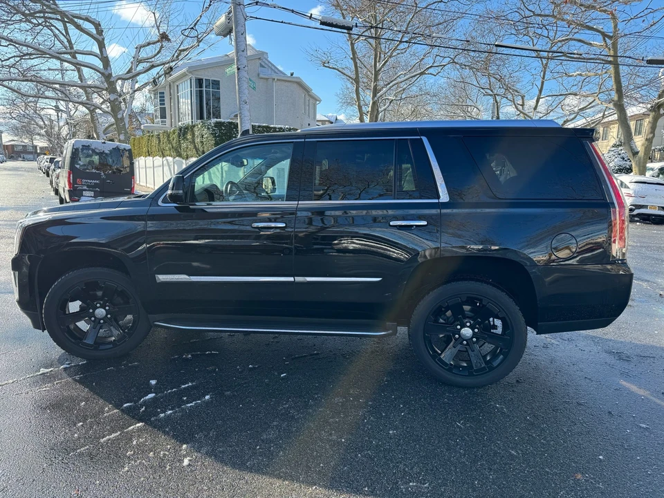 2015 Cadillac Escalade 4th Gen - Image 3 of 31