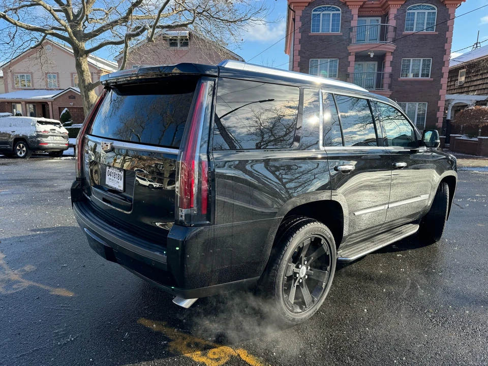 2015 Cadillac Escalade 4th Gen - Image 12 of 31