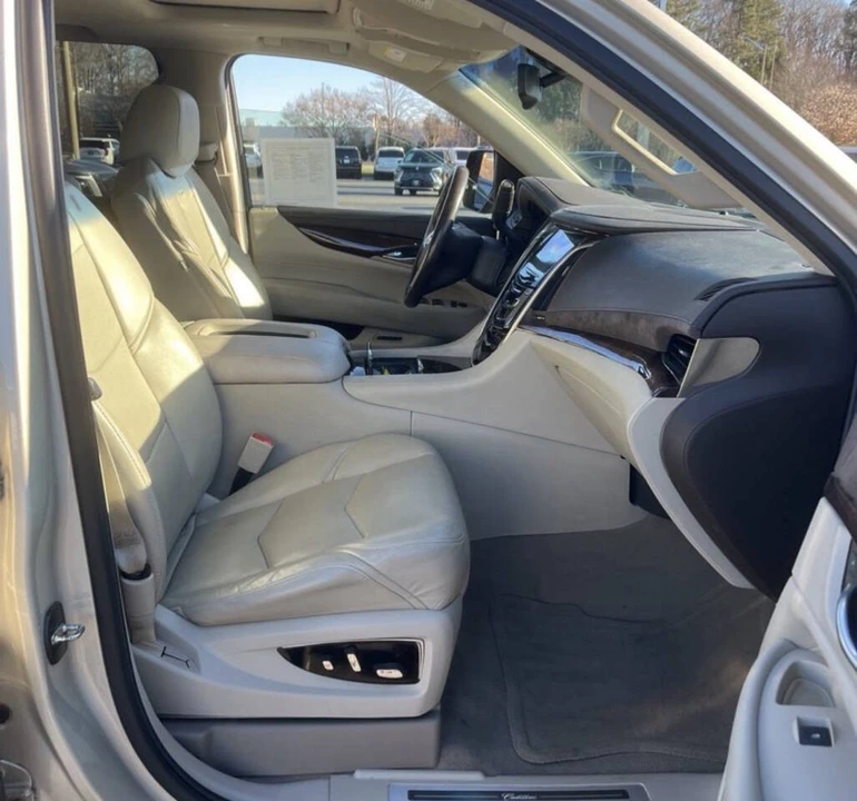2015 Cadillac Escalade 4th Gen - Image 6 of 12