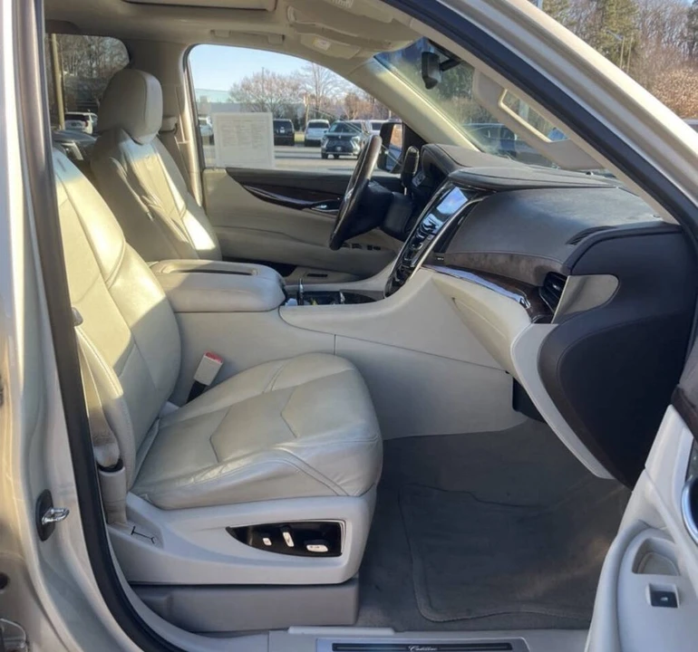 2015 Cadillac Escalade 4th Gen - Image 6 of 12
