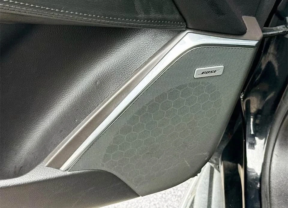 2015 Cadillac Escalade 4th Gen - Image 7 of 10