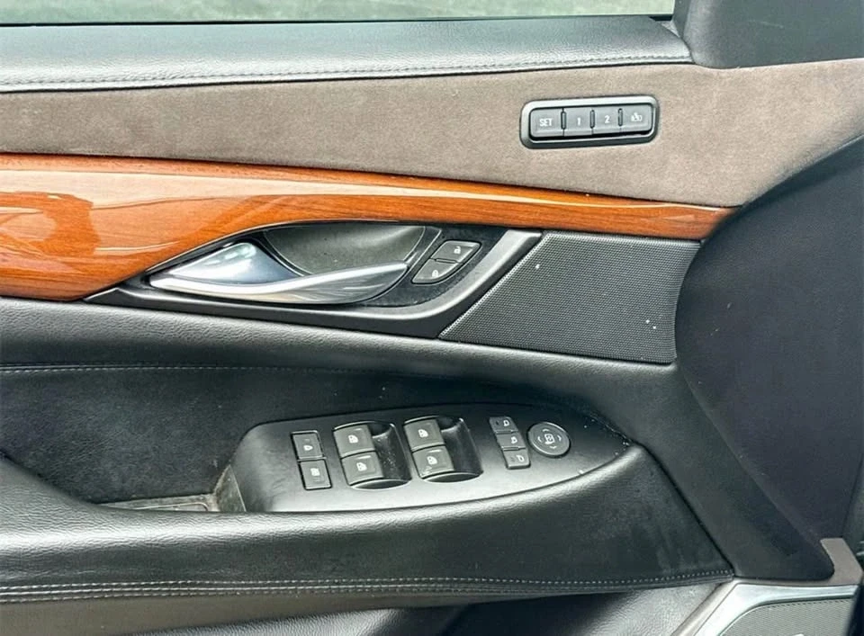 2015 Cadillac Escalade 4th Gen - Image 6 of 10
