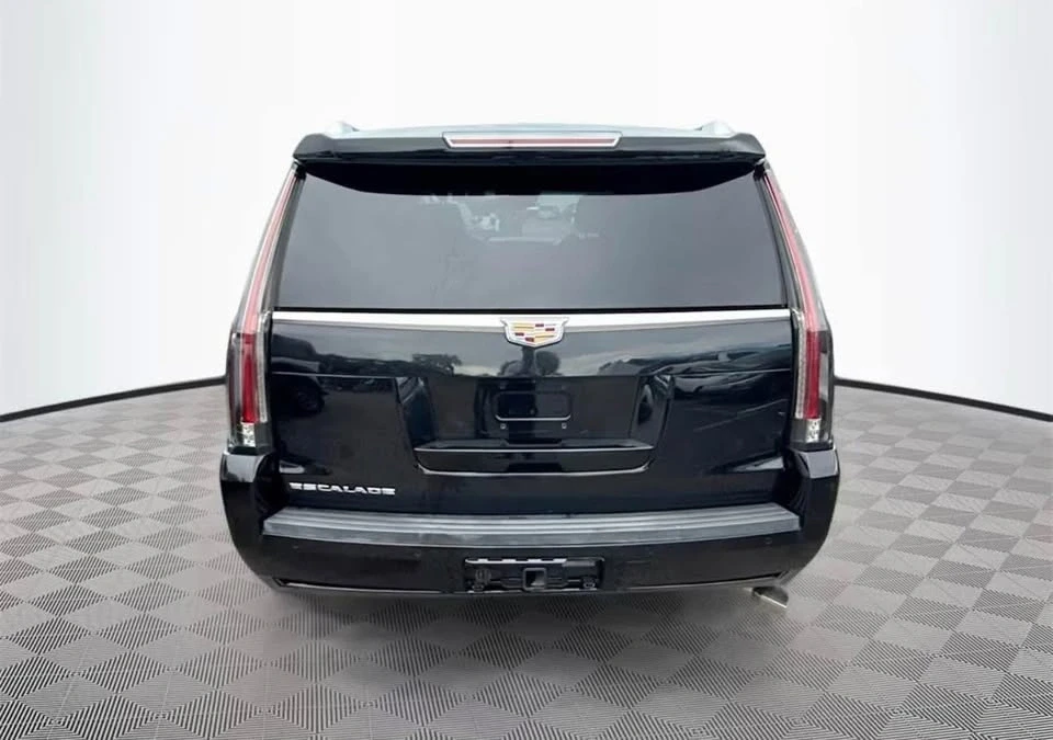 2015 Cadillac Escalade 4th Gen - Image 4 of 10