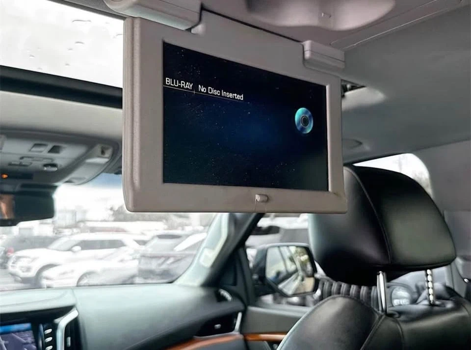 2015 Cadillac Escalade 4th Gen - Image 8 of 10
