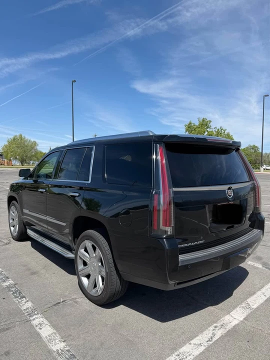 2015 Cadillac Escalade 4th Gen - Image 7 of 20
