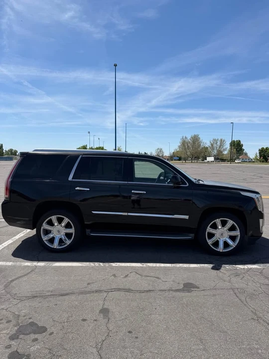 2015 Cadillac Escalade 4th Gen - Image 4 of 20