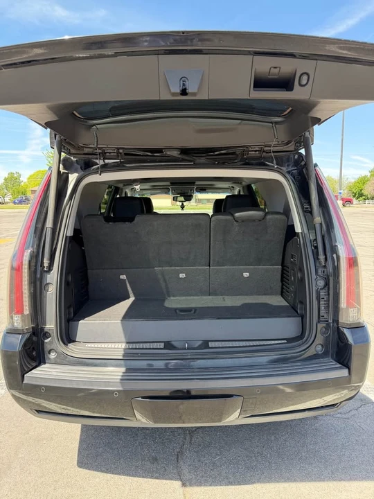 2015 Cadillac Escalade 4th Gen - Image 9 of 20