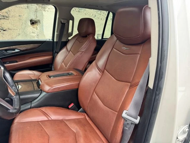 2015 Cadillac Escalade 4th Gen - Image 13 of 21