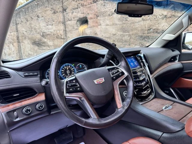 2015 Cadillac Escalade 4th Gen - Image 16 of 21