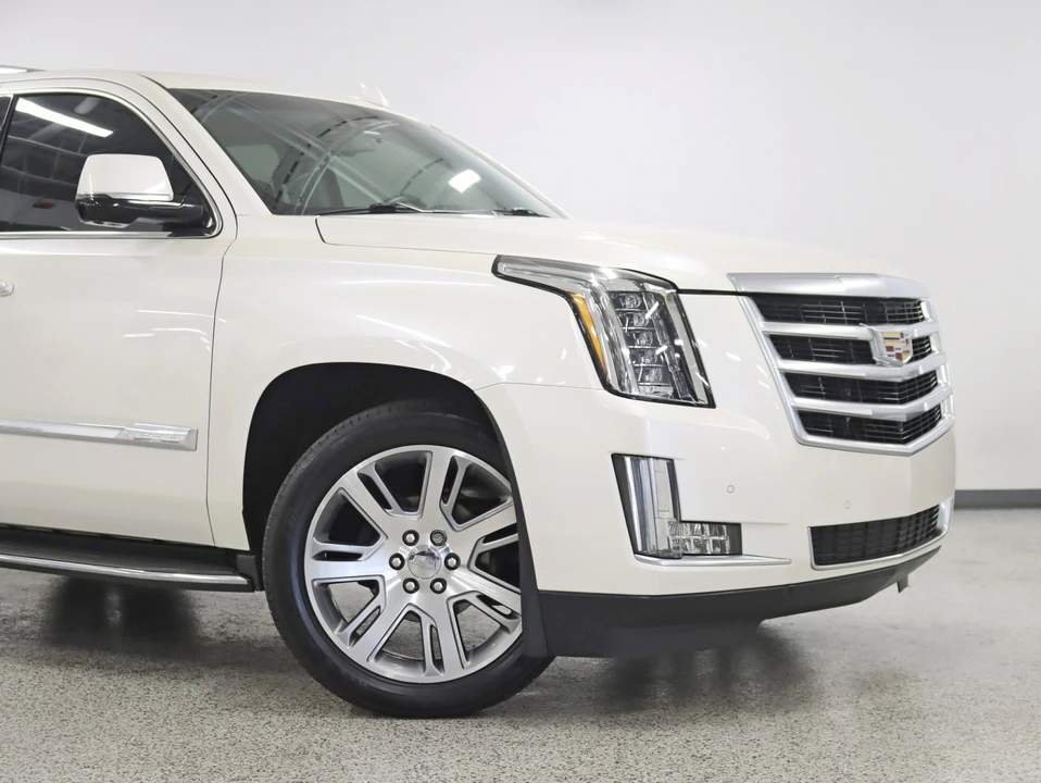 2015 Cadillac Escalade 4th Gen - Image 2 of 12