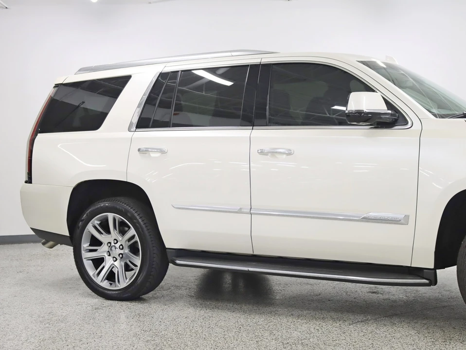 2015 Cadillac Escalade 4th Gen - Image 3 of 12
