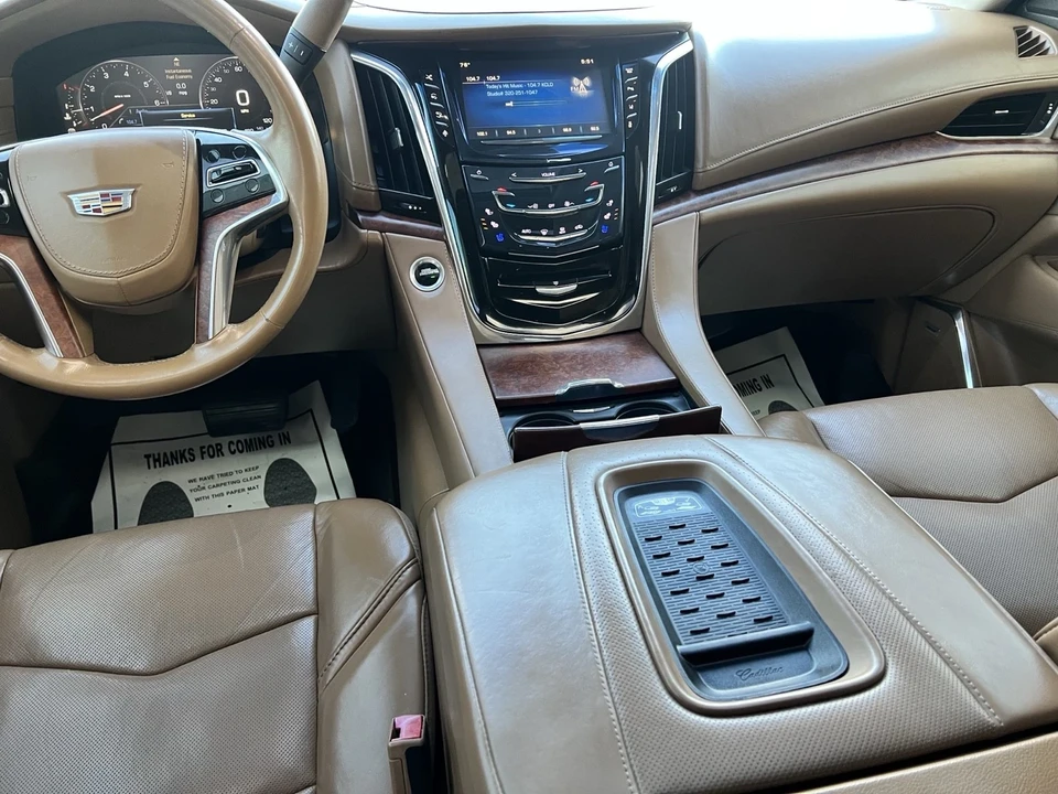2015 Cadillac Escalade 4th Gen - Image 13 of 20