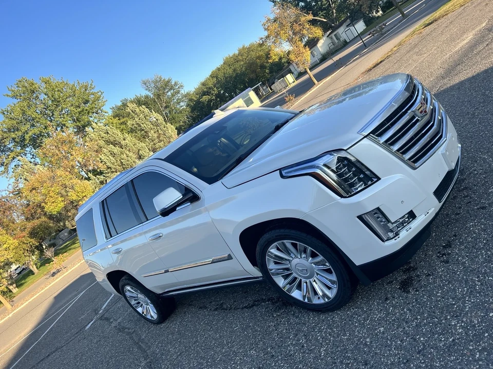 2015 Cadillac Escalade 4th Gen - Image 5 of 20