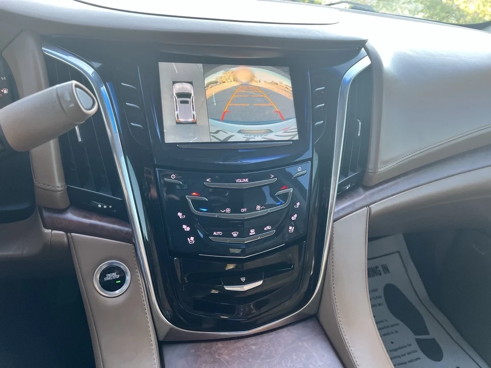 2015 Cadillac Escalade 4th Gen - Image 11 of 20