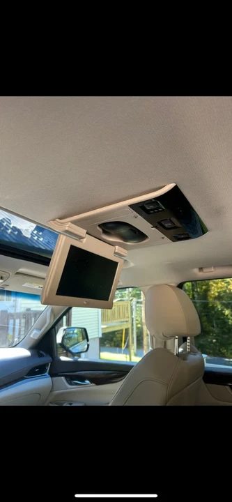 2015 Cadillac Escalade 4th Gen - Image 7 of 8