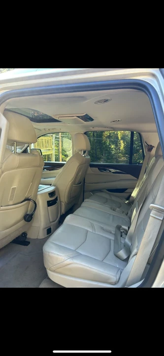 2015 Cadillac Escalade 4th Gen - Image 4 of 8